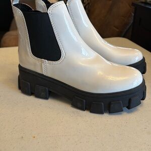 Sam Edelman Circus NY white patent leather platform ankle boot women’s size 10